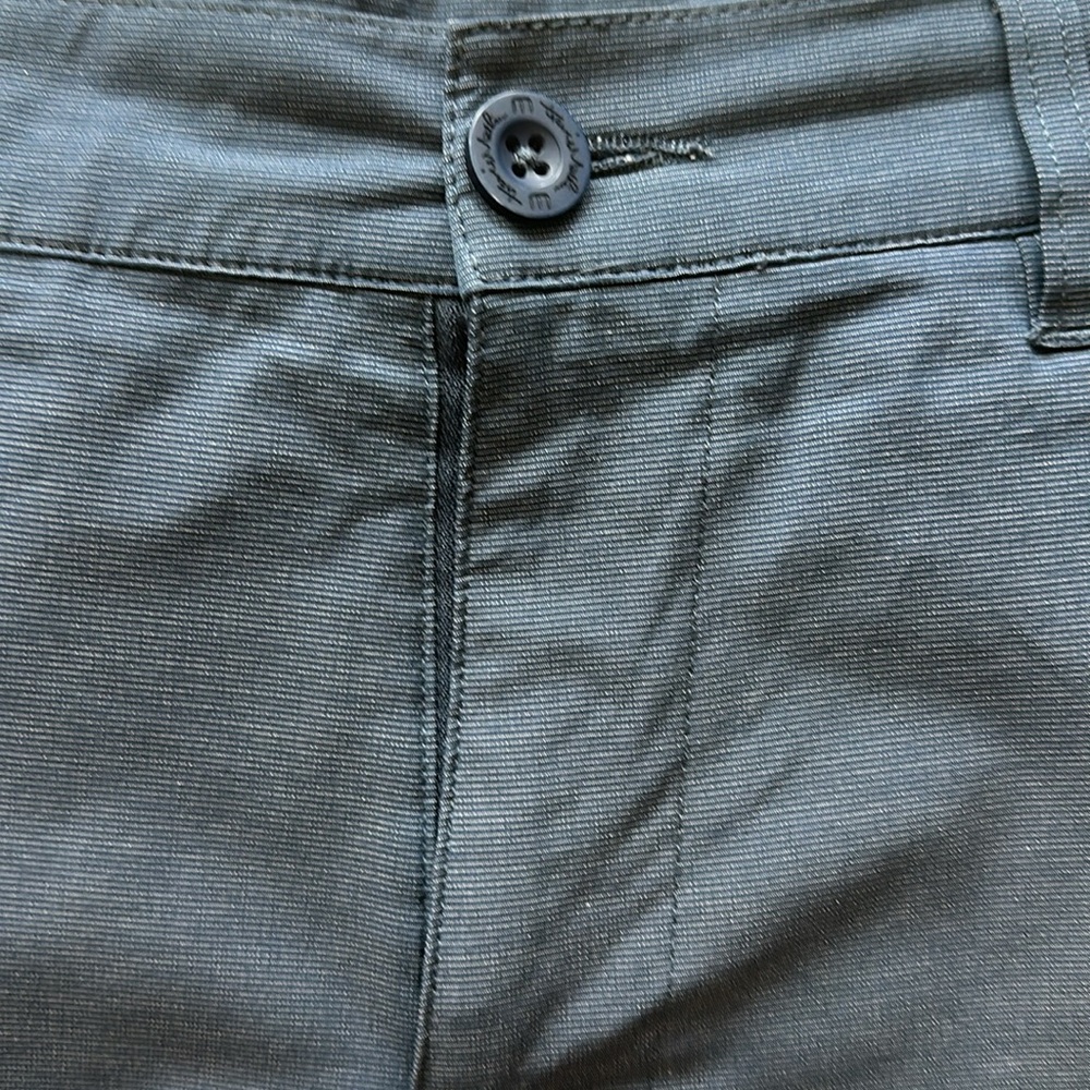 Travis Mathew Beck Short - Picture 3 of 5